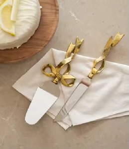 Juego de servidor de pastel de latón, diseño de mango de remate de bola adornado clásico, boda de oro atemporal - Product Image 2