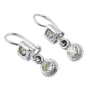 Boucles d'oreilles pendantes géométriques en argent 925 avec cristaux de strass sertis clos, bijoux classiques pour femme, pour mariage et usage quotidien - Product Image 1