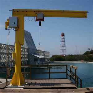 リモコン付き回転アームジブクレーン エンジン＆モーター搭載 小規模作業場向け費用対効果の高いソリューション - Product Image 4