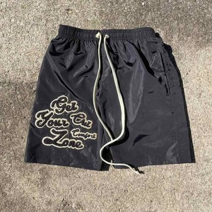 Short de plage d'été en chenille brodé sur mesure pour hommes, matériau en nylon anti-rides pour la natation en salle de sport - Product Image 4