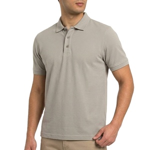 เสื้อโปโลคลาสสิกผู้ชาย ผ้าคอตตอนปิเก้ 220 GSM สวมใส่สบาย ทรงปกติ แขนสั้น เหมาะสำหรับใส่ทำงาน - Product Image 1