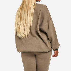 Ensemble de survêtement deux pièces en tissu doux et chaud, haut à manches longues et pantalon assorti pour femmes / Prix direct usine, polaire pour femmes - Product Image 5