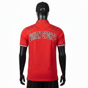 Polo Premium para Hombre, 200 GSM, Transpirable, de Poliéster Piqué, Tacto Suave, Color Rojo, Logotipo Termotransferible, Camiseta Polo para Hombre - Product Image 2