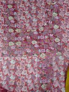 Blouse à col en U avec broderie florale perlée à la main personnalisée pour les tenues de mariage, débardeur formel avec logo sur le devant pour toutes les saisons - Product Image 3