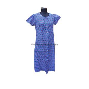 Robe midi trapèze décontractée style indien vintage moderne, écologique, 100 % coton, col rond, imprimé floral, manches courtes, boutonnée - Product Image 3