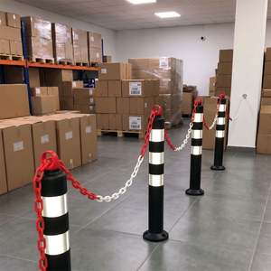 Red and White Plastic Chain 5 m Traffic Barrier - Product Image 2