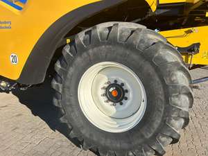 Nouveau Holland CX 6090 7,50m VariFeed - Product Image 4