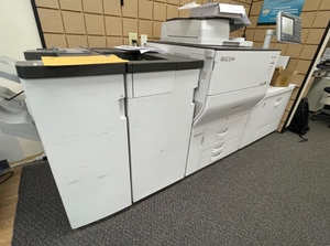 Copiadoras de Producción Pro MFP5100 Nuevas de Alta Calidad – Completamente Equipadas con Finalizador de Folletos + Fiery - Product Image 1