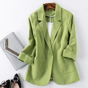 Blazer de bureau moderne pour femmes Veste de costume formelle à manches longues pour le travail, les événements d'affaires et les vêtements professionnels de tous les jours - Product Image 2