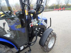 LOVOL 354 35PS M354 Tractor Mimi Foton Lovol CAB tractor M254R M1104D TB504 M704 M1304-D M554-B M754 FL550 4WD - Product Image 4