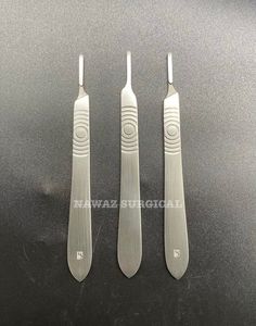Manche de scalpel podologique réutilisable # 3 poignées de lames chirurgicales en acier inoxydable pour la podologie, la dermatologie et les interventions chirurgicales générales - Product Image 4