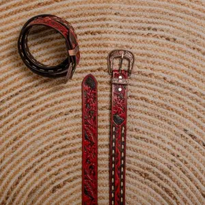 महिला की Tooled पश्चिमी शैली स्टीयर खोपड़ी और लाल गुलाब बक सिले Cowgirl कस्टम अस्तबल हाथ Tooled चमड़े पश्चिमी बेल्ट