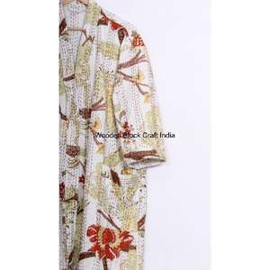 Veste courte en coton pur 100% faite à la main, style kimono, matelassée Kantha, motif floral bohème, robe avec ceinture à nouer, douce, hiver, automne, plage - Product Image 3