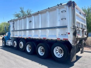 รถบรรทุกหนักสีน้ำเงินมือสอง 6x4 หัวลากดีเซล สำหรับงานขนส่งเชิงพาณิชย์ พวงมาลัยซ้าย - Product Image 6