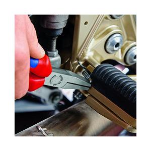 คีมปากแบนยี่ห้อ Knipex สีดำเคลือบอะทราเมนต์ หัวขัดเงา ด้ามจับเคลือบพลาสติก - Product Image 3