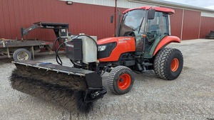 For M6040 Wheel Tractor 60HP High Efficiency Agricultural Use Certified with for Engine 2000kg Capacity - Product Image 3