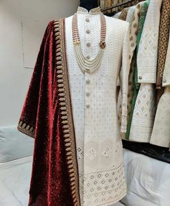 Designer 2024 élégant costume de marié Sherwani blanc avec étole pantalon marron orné de perles de verre cristal pierre travail mariages - Product Image 1