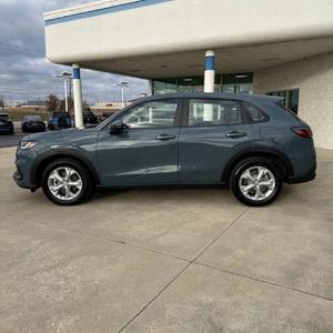 HO-DA HR-V 2024 EN PARFAIT ÉTAT - Product Image 2