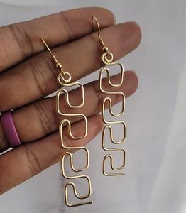 Pendientes de cobre de moda para niñas con trabajos antiguos hechos a mano con cuidado para eventos culturales y necesidades de regalo - Product Image 2