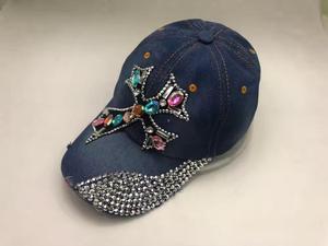 Casquette de baseball pour homme 100% coton avec broderie 3D en strass Logo personnalisé Sport Snapback et casquette de camionneur pour les golfeurs Scène de plage - Product Image 5