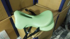 Sillines de resistencia de alta calidad sintéticas con Árbol de fibra Diseño cómodo para montar a caballo - Product Image 3