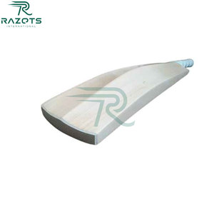 Razorts Batte de cricket internationale Kashmir Willow Main gauche Entraînement léger Batte de bois écologique Pakistan - Product Image 2