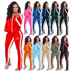 2024 printemps Logo personnalisé 2 Pc à capuche ensemble femmes vêtements hiver 2 pièces ensemble pour femmes solide haut court deux pièces pantalon de survêtement ensemble - Product Image 3