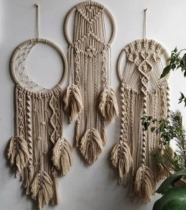 Atrapasueños con borlas de algodón macramé hecho a mano, decoración del hogar, adorno colgante de pared, tapices hechos a mano - Product Image 1