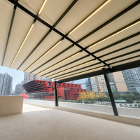 Pergola pliante moderne en alliage d'aluminium avec auvent rétractable, commande à distance par application, tissu PVC, pour terrasse, usage commercial, personnalisable
