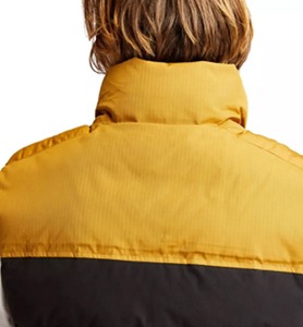 Venta al por mayor de nylon hecho de las mujeres con capucha chaleco acolchado diseño transpirable ropa de moda con cómodo ajuste hinchado directo Pakistán - Product Image 5