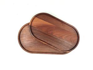 Tabla de cortar de madera duradera con acabado liso diseñada para un uso duradero y fácil limpieza después de la preparación de alimentos - Product Image 4