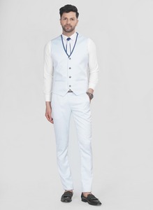Traje de Hombre Azul Cielo de 5 Piezas de la Mejor Calidad, Elegante, Conjunto Formal Completo para Eventos Especiales y Funciones Nocturnas en Venta - Product Image 3