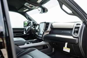 2024 2500 A E V x4 Caja de Cambios Automática, Título Limpio, Sin Accidentes, con Bajo Kilometraje, Listo para Envío - Product Image 5