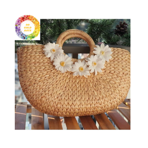 Bolso de mano de jacinto de agua natural con forro de algodón y hermoso detalle de flores Bolso de paja hecho a mano para uso diario - Product Image 5