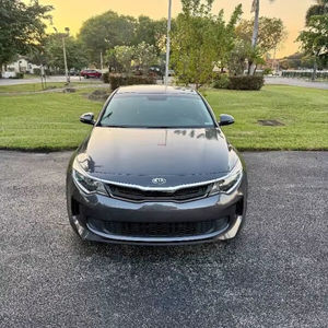 Auto Usado de Calidad a Precio Accesible, K-i-a Opt-ima Hyb-rid Premium 2017, Volante a la Izquierda - Product Image 1