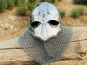 Casco de acero vikingo hecho a mano personalizado con casco griego portátil de cuero casco de disfraz cuchillos - Product Image 2