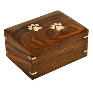 Wholesaler High quality best selling engraved wooden urn for pet ashes caskets & urns box for pet urn necklace ODM