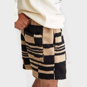 Shorts décontractés en molleton pour homme OEM, coupe ample, style streetwear hip-hop, tissé 100 % coton, avec cordon de serrage avant, imperméable - Product Image 2