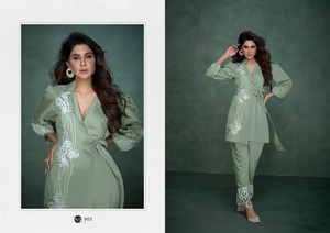 Hevy Coton et Viscose PV Chandigarh Avec Travail À La Main Avec Pantalon Multi Travail Ensemble Co-Ord Kurti - Product Image 5