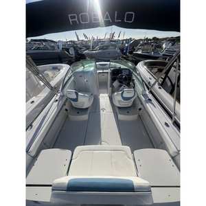 Nuevo Lanzamiento 2026: Robalo R207 con Casco de Fibra de Vidrio (FRP) y Motor Yamaha, Longitud de 8.1-12m, Capacidad de Combustible de 60L - Product Image 4