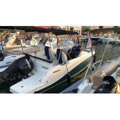 Bote Neumático Quicksilver 605 Sundeck de PVC de 1.2 mm y Material Hypalon para Aguas Oceánicas, para Pesca y Deriva, 2021 - Product Image 3