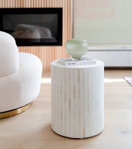 Table basse moderne en incrustation d'os pour le salon, meuble durable fait à la main avec taille et design personnalisables par ARTISAN CRAFT - Product Image 2