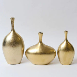 Vase à fleurs en métal fait à la main pour décoration de table, décoration de mariage, cadeau d'art, style moderne - Product Image 1