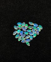 Opales naturelles d'Éthiopie Welo de qualité AAA en gros, 3x5mm, taille brillant, facettées, multi-feu, certifiées IGI, calibrées en vrac