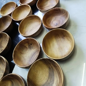 Hermoso Juego de Cuchara y Tazón de Madera Natural de Vietnam, Ofrecido con Precios Competitivos al por Mayor - Product Image 1