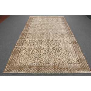 Turkish Vintage Rug 5.6x9.4 ft, <b>Brown</b> Floral <b>Wool</b> Rug - Product Image 1