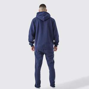 Ensemble de survêtements de sport de jogging pour hommes, imprimé personnalisé de haute qualité OEM, vêtements d'hiver en provenance du Pakistan - Product Image 2