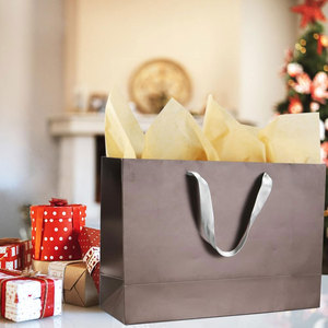 Sang trọng không thấm nước Kraft túi giấy giá tốt nhất nhà máy thiết kế mới nóng Bán Quần áo thủ công sang trọng đóng gói túi cán - Product Image 6