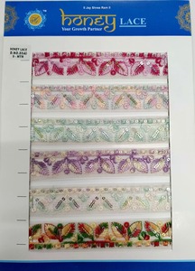 Encaje bordado floral colorido elegante para proyectos de moda, decoración del hogar y artesanía - Product Image 5