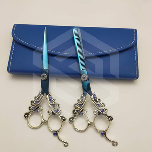 Tijeras de Peluquería Ligeras con Mango de Dragón, Hoja Afilada de Acero Inoxidable, Mango Mediano con Apoyo Fijo para el Dedo - Product Image 1